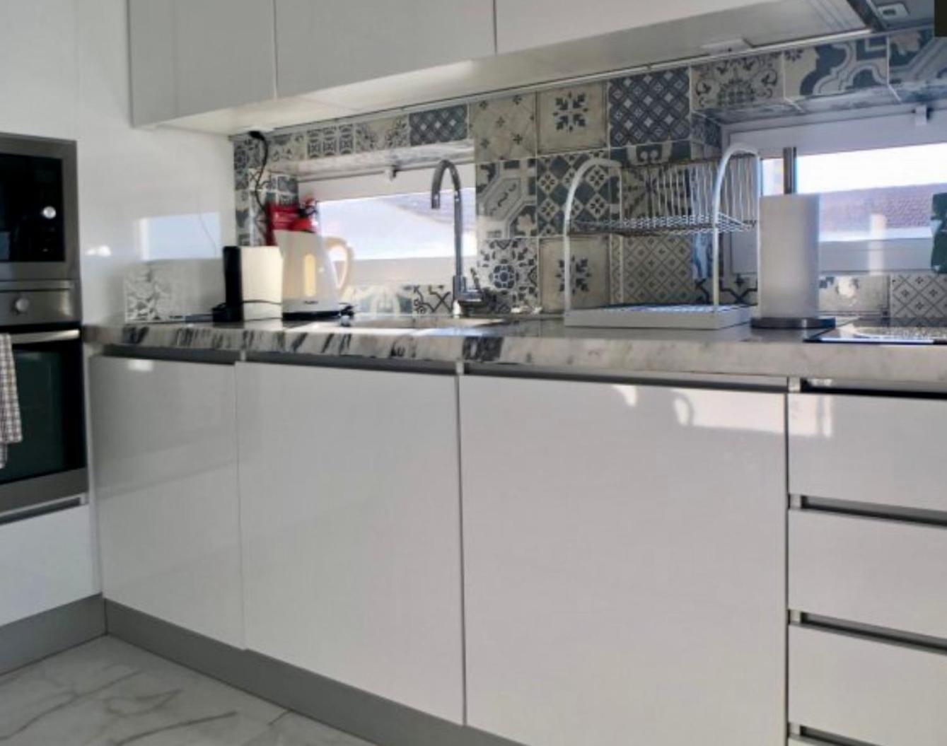 360 Terrace View Apartment Lissabon